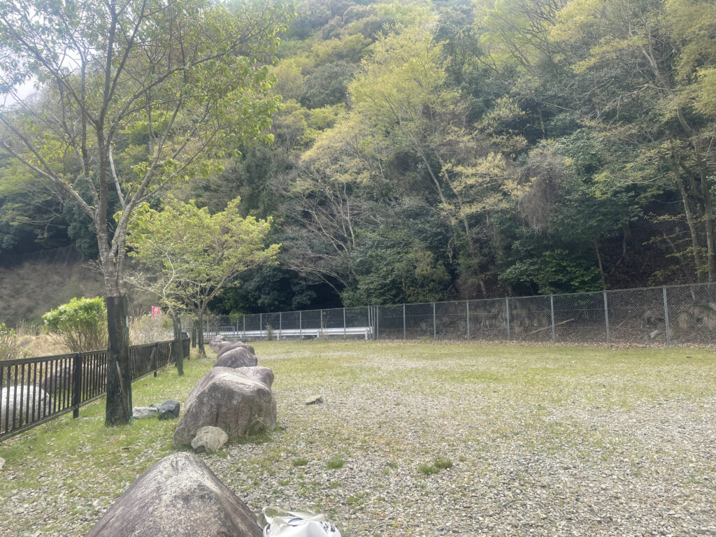 止々呂美ふれあい広場のBBQサイト